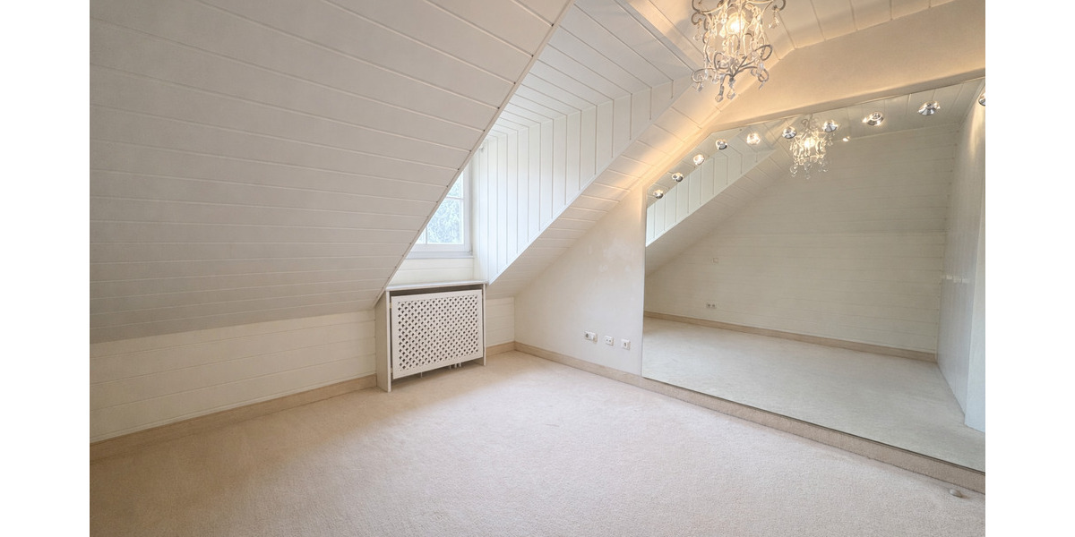 Reihenendhaus Grünwald - 4 Zimmer, 160 m&sup2;, 2.190.000&euro; | Angebot:25743004