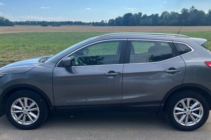 Nissan Qashqai 72.966 km 13.490 &euro; München 81241
