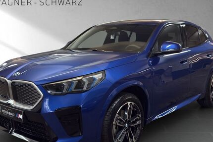 BMW iX2 6.000 km 58.590 &euro; Kirchseeon 85614