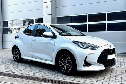 Toyota Yaris 48.000 km 17.490 &euro; München 81673