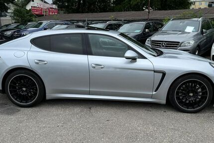 Porsche Panamera 197.000 km 28.900 € München 81243