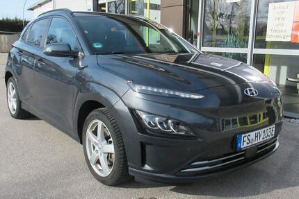 Hyundai KONA 15.000 km 38.490 € Freising / Achering 85354