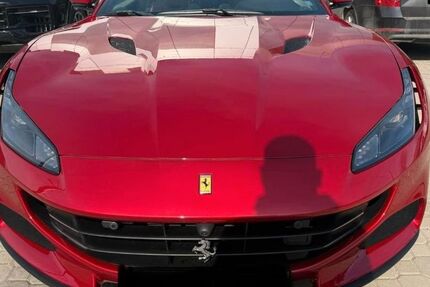 Ferrari Portofino 14.200 km 220.000 &euro; Feldkirchen bei München 85622