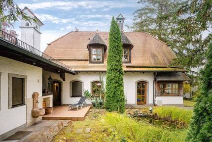 AIGNER - Großzügiges Einfamilienhaus mit schönem Garten in sehr zentraler Lage in Neufahrn! 4 zimmer