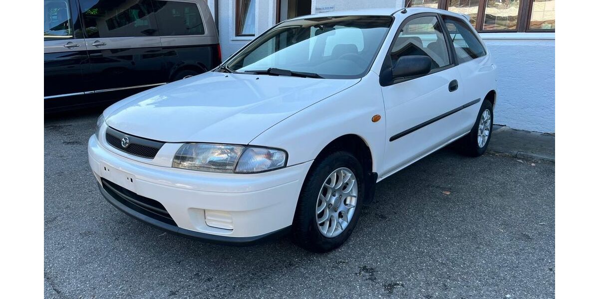 Mazda 323 124.000 km 990 € München 81479