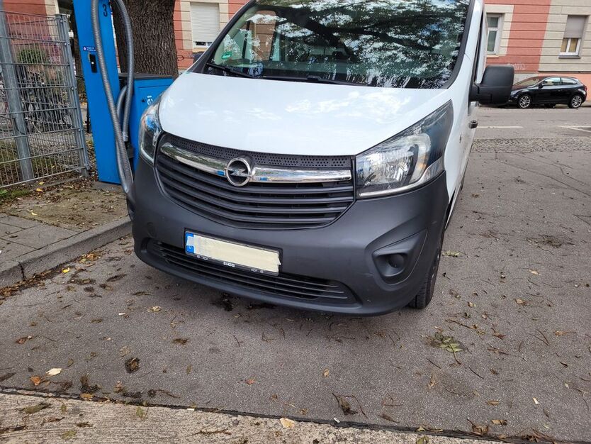 Opel Vivaro 188.725 km 7.700 € München 81543