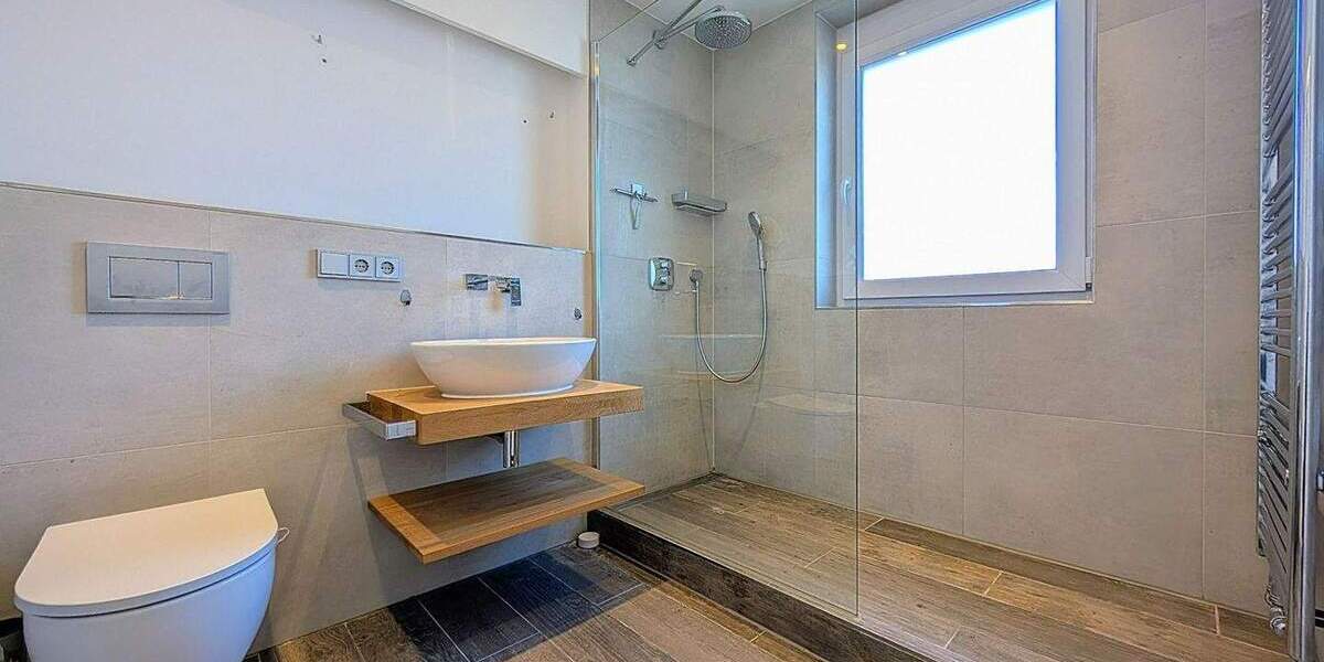 Reihenendhaus München Allach-Untermenzing - 5 Zimmer, 158 m&sup2;, 1.315.000&euro; | Angebot:25741744