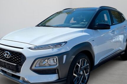 Hyundai KONA 55.000 km 17.490 &euro; München 81825