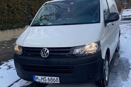 VW T5 Transporter 348.000 km 6.900 &euro; München 81545