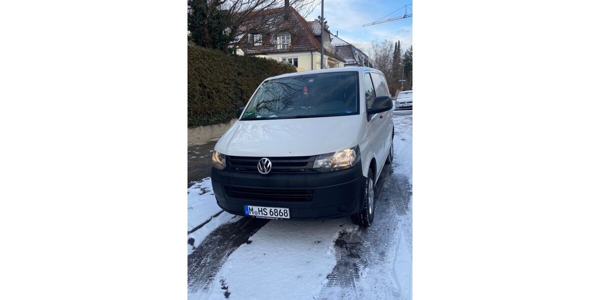 VW T5 Transporter 348.000 km 6.900 &euro; München 81545