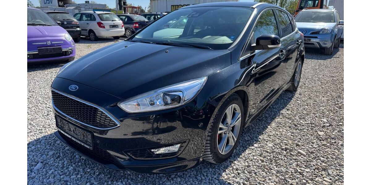 Ford Focus 172.000 km 5.900 &euro; München 81829