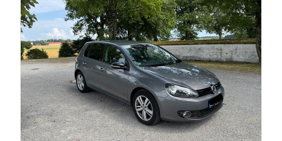 VW Golf 118.000 km 5.600 &euro; Strasslach 82064