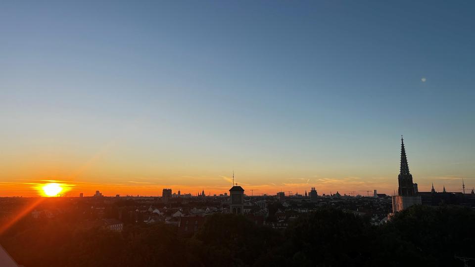 Etagenwohnung München Au-Haidhausen - 2 Zimmer, 65 m&sup2;, 2.830&euro; | Angebot:26266942