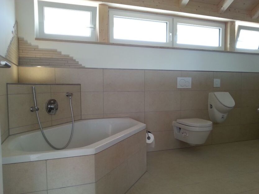 Sehr schöne LuxusWohnung oder Gewerbefläche. (Niedrigenergiehaus)