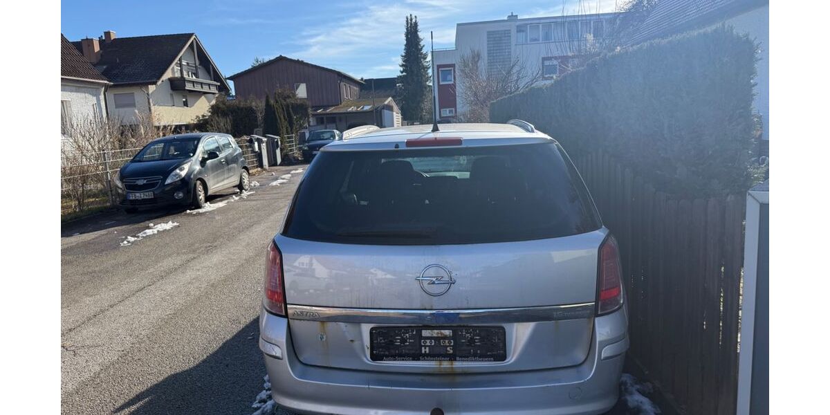 Opel Astra 333.147 km 750 &euro; Germering 82110