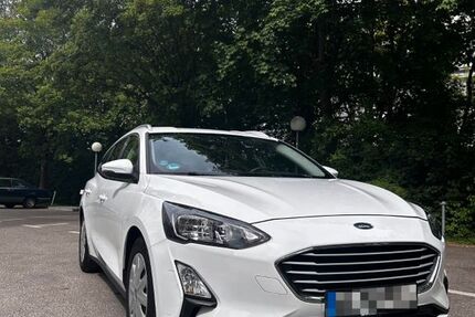 Ford Focus 67.560 km 11.999 &euro; München 81379
