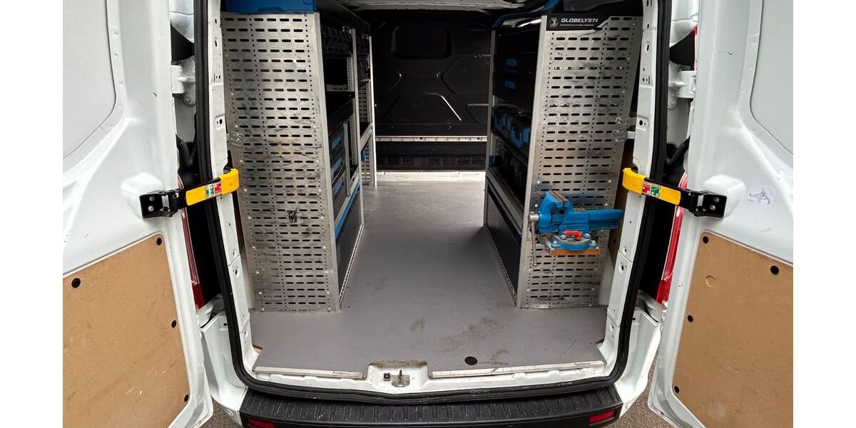 Ford Transit Custom 79.634 km 19.990 &euro; München 81825