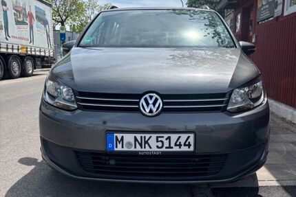 VW Touran 175.600 km 8.550 &euro; München 80809