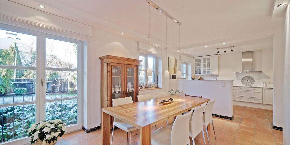 Doppelhaushälfte Grünwald - 6 Zimmer, 198 m&sup2;, 1.980.000&euro; | Angebot:25820459