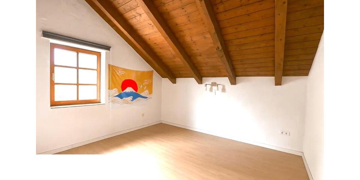 Maisonette 2022 renoviert und sofort verfügbar. Provisionfrei! 4 zimmer