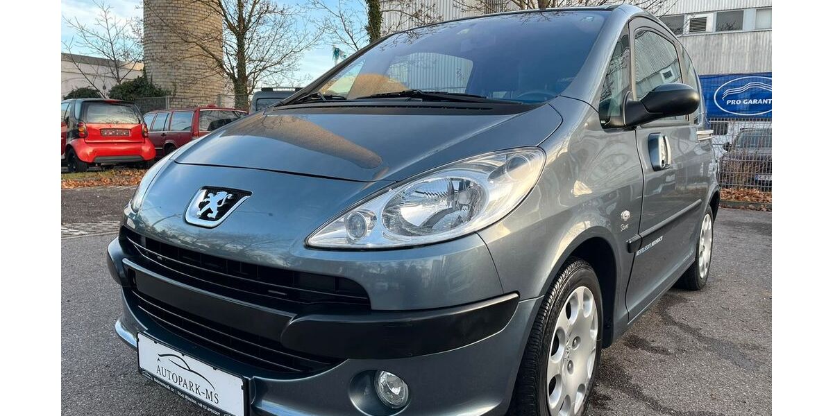 Peugeot 1007 57.324 km 3.490 &euro; München 81243