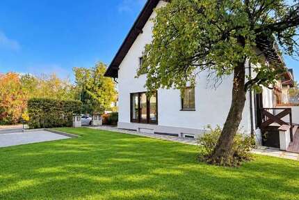 Haus München Pasing-Obermenzing - 6.5 Zimmer, 157 m&sup2;, 3.300&euro; | Angebot:27740998