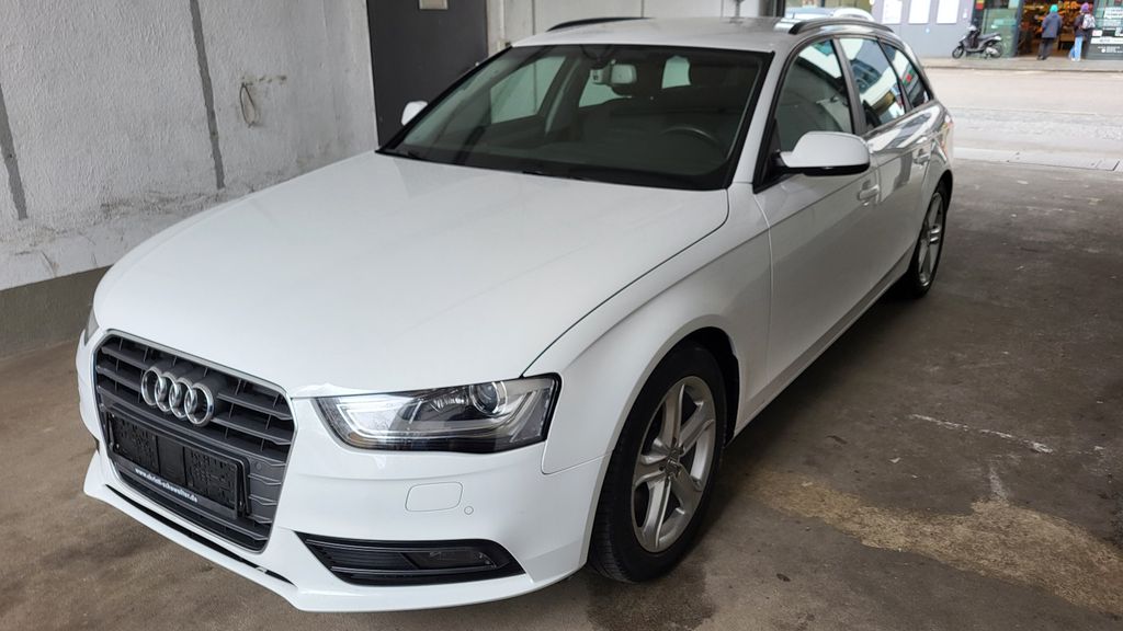 Audi A4 123.678 km 12.900 &euro; München 81369