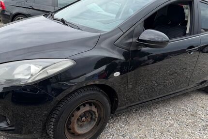 Mazda 2 116.000 km 850 &euro; Garching bei München 85748
