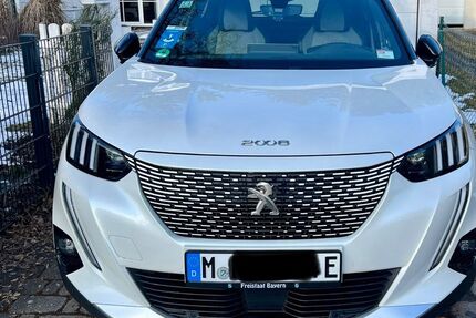 Peugeot 2008 57.000 km 16.900 &euro; München 81477