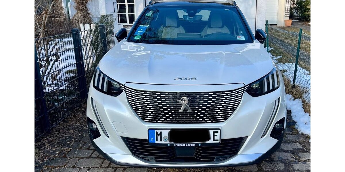 Peugeot 2008 57.000 km 16.900 &euro; München 81477
