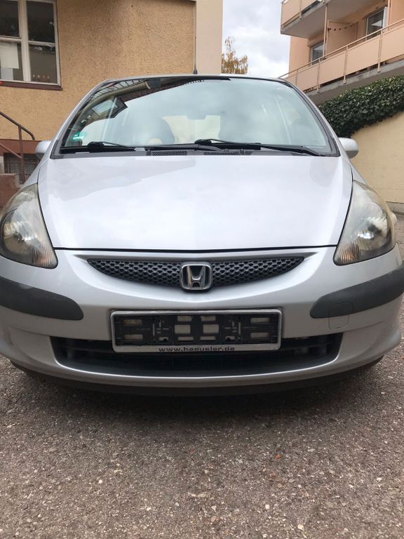 Honda Jazz 133.000 km 2.650 € München 81243