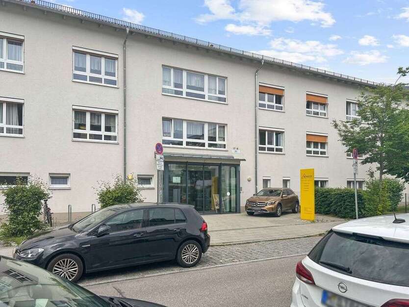 Wohnung zum Kaufen in München 145.000 € 19.76 m²