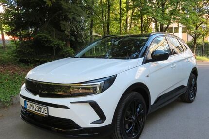 Opel Grandland (X) 43.500 km 21.900 &euro; München 80339