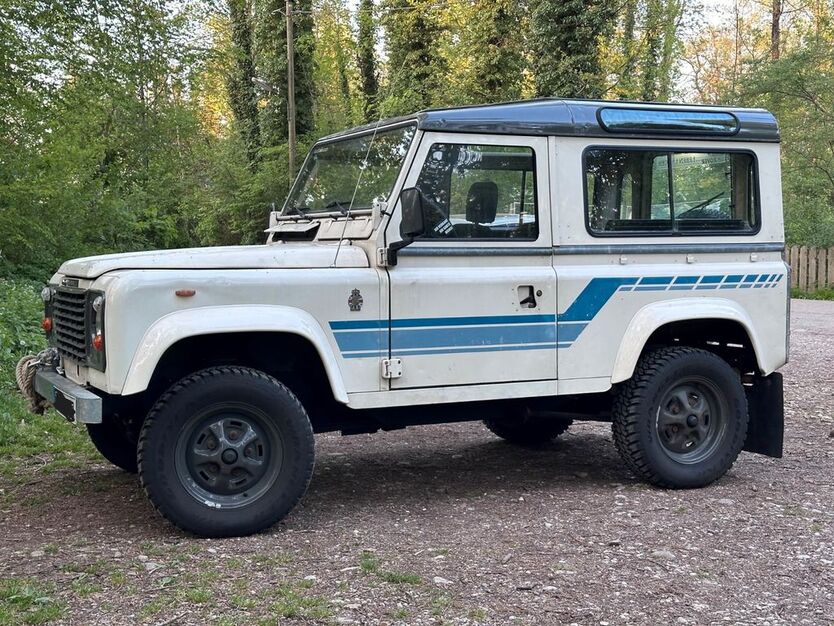 Land Rover Defender 5.000 km 27.500 € Planegg 82152