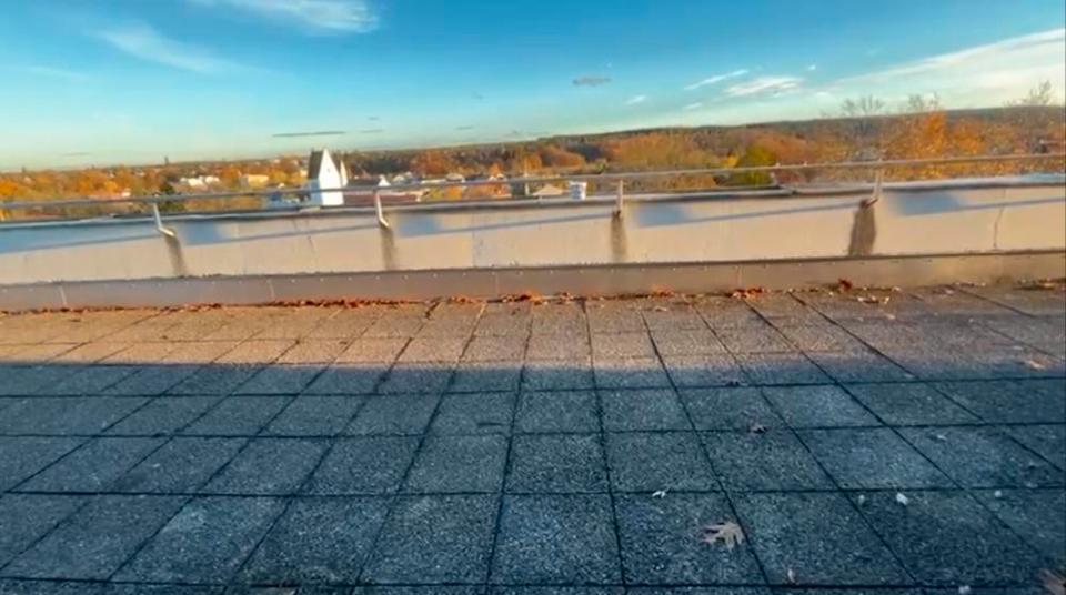 Penthouse-Zimmer (ca. 28 m²)+große Terrasse , Bad, S-Bah, Gauting 1 zimmer