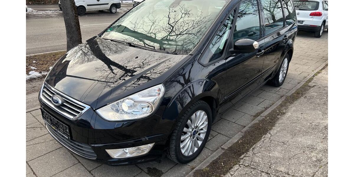 Ford Galaxy 150.818 km 8.500 &euro; München 81825