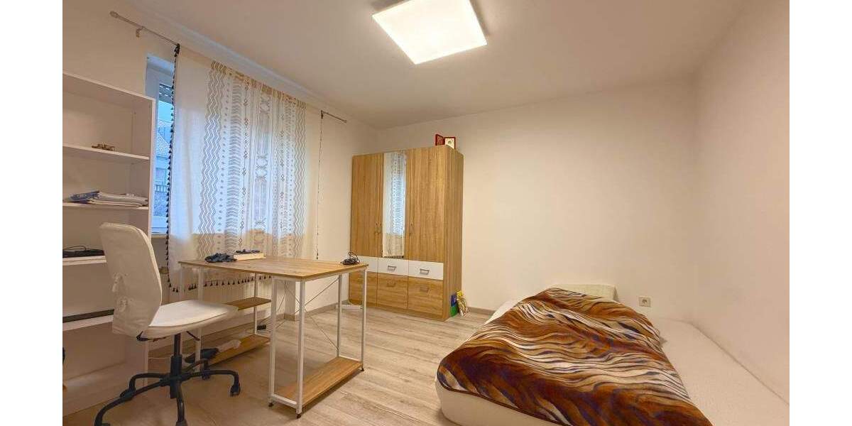 Mehrfamilienhaus, Wohnhaus Eichenau - 8 Zimmer, 173 m&sup2;, 749.000&euro; | Angebot:25700138