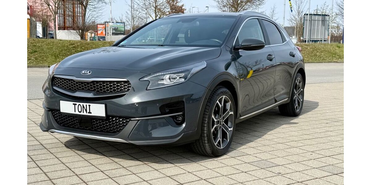 Kia XCeed 69.573 km 18.900 &euro; München 81243