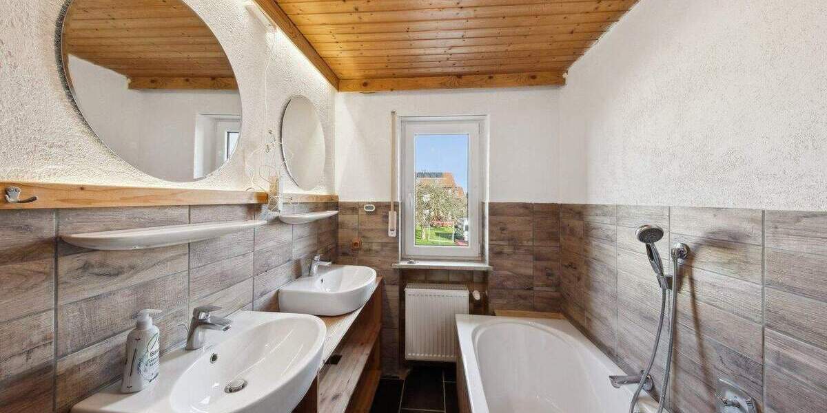 Doppelhaushälfte Höhenkirchen-Siegertsbrunn Höhenkirchen - 6 Zimmer, 145 m&sup2;, 795.000&euro; | Angebot:25703767