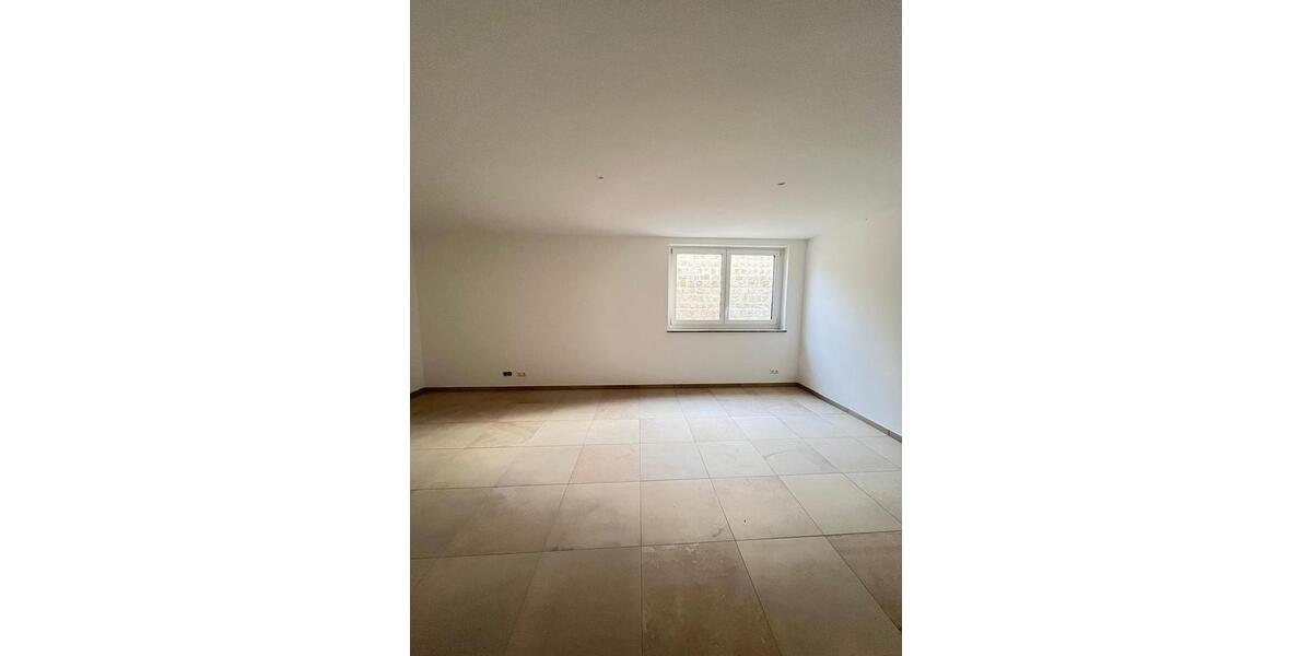 Doppelhaushälfte Egmating - 7 Zimmer, 174 m&sup2;, 2.750&euro; | Angebot:25384338