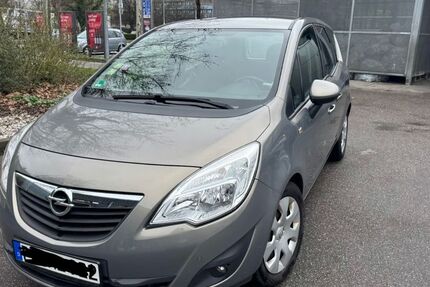Opel Meriva 107.000 km 5.700 &euro; München 80796