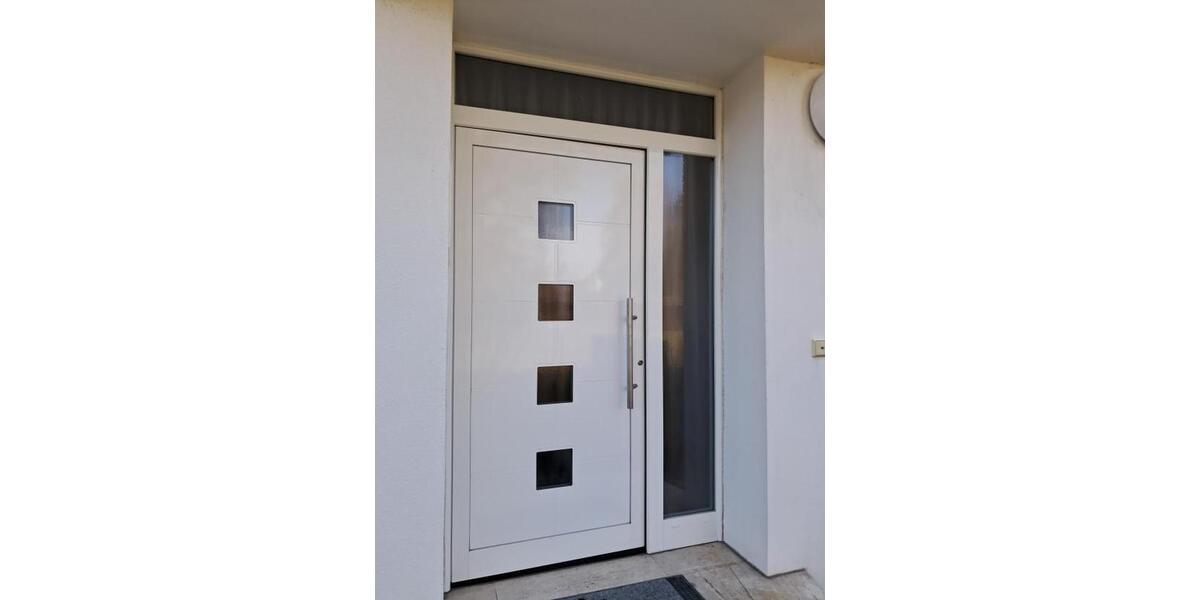 Reihenhaus Planegg - 4 Zimmer, 130 m&sup2;, 2.350&euro; | Angebot:25292281