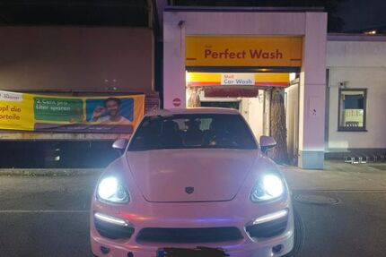 Porsche Cayenne 426.000 km 11.300 &euro; München 81549