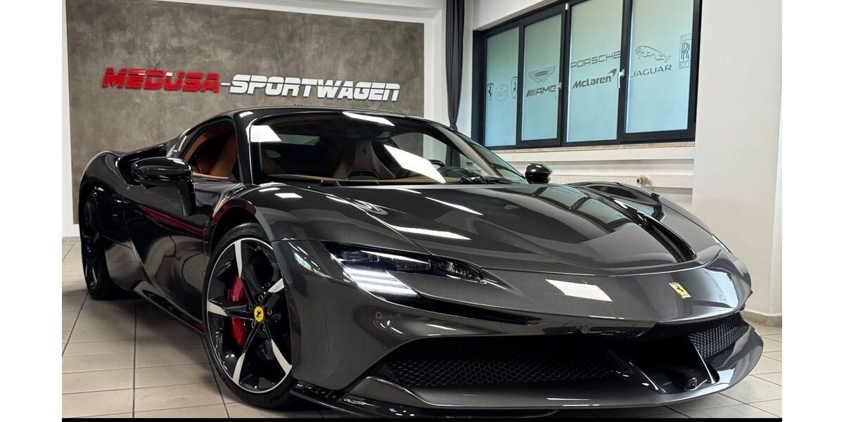 Ferrari SF90 13.300 km 359.800 € München 81827