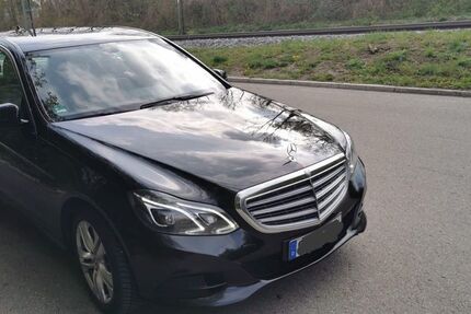 Mercedes-Benz E 220 298.000 km 11.000 &euro; Gauting 82131