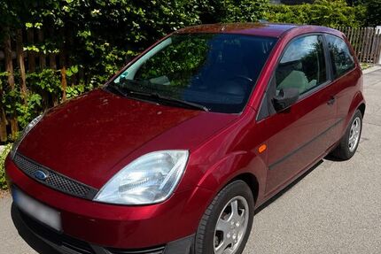 Ford Fiesta 234.000 km 949 &euro; München 82223