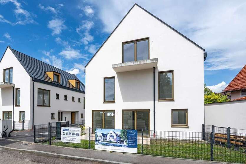 Haus zum Kaufen in München 1.299.000 € 141.6 m²