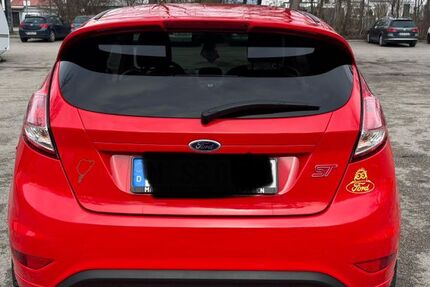 Ford Fiesta 97.000 km 8.499 &euro; München 80687