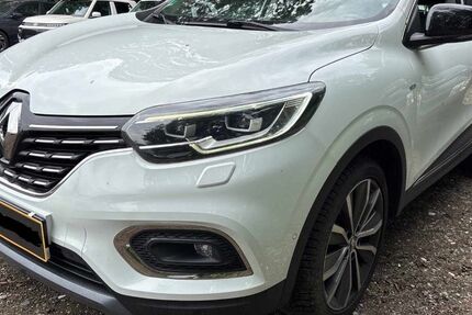 Renault Kadjar 118.000 km 14.450 € München 81825