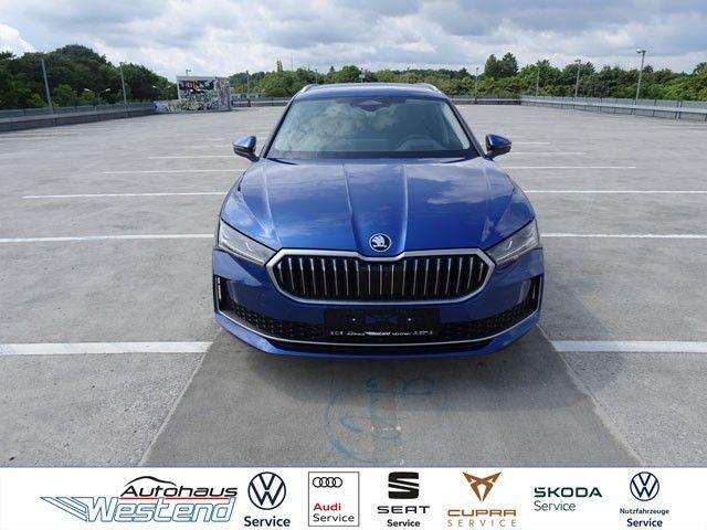 Skoda Superb 23.000 km 46.900 &euro; München 80686